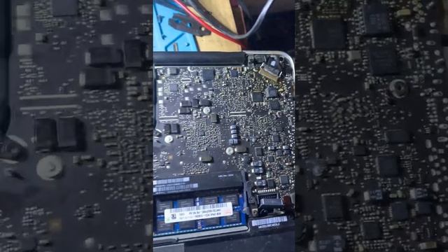 MacBook Pro 2012 A1728 no display no backlight repair processing смотреть онлайн