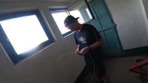 Будни техника: Проводим по чердаку кабель