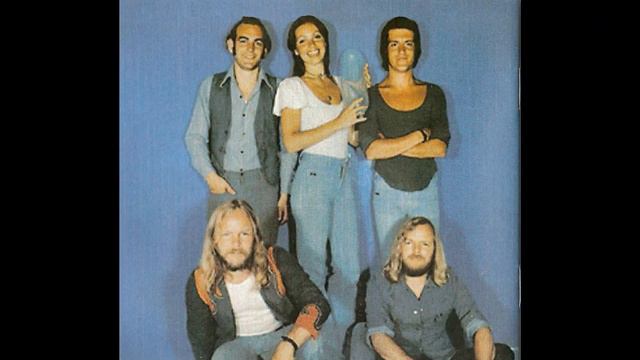 Рок-энциклопедия. Earth And Fire. История группы смотреть онлайн