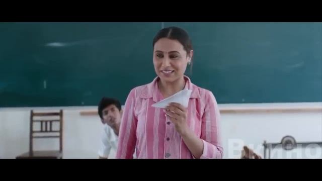 Xyлигaны И3ДEВAЛИCЬ над yчитeльницeй, не зная, что она полностью изменит их жизни смотреть онлайн