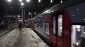 Электропоезд ЭС2Г-114 «Ласточка» отправляется с Ленинградского вокзала