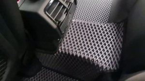 Audi Q3 F3 eva коврики 89304215151 https://alemax-eva.ru/