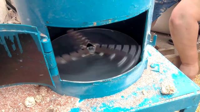 ??КУКУРУЗНАЯ ЛУЩИЛКА СВОИМИ РУКАМИ? смотреть онлайн