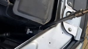Свистит ремень генератора Lada Granta.Как подтянуть автомобильный ремень кондиционера на ладе грант