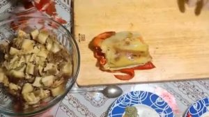 Болгарский салат из запеченных баклажанов и перцев.