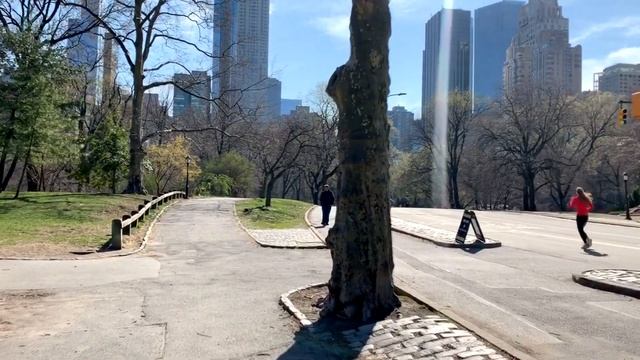 Режим карантина в Нью Йорке. Пустующий Централ Парк и Патрули на Вертолётах