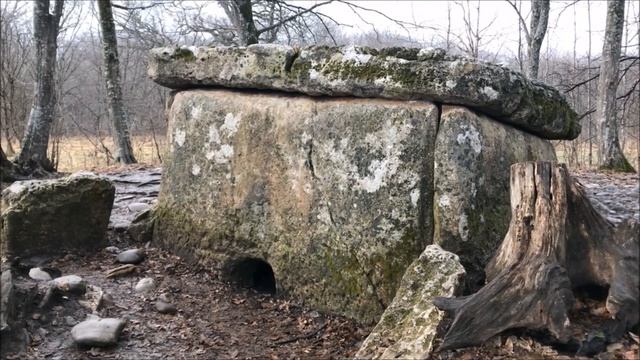 ДОЛЬМЕНЫ - Дольмены Краснодарского края - Путешествие в АДЫГЕЮ