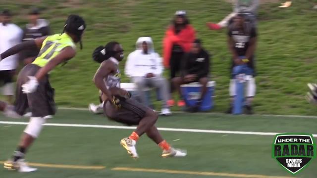 Tyjon Lindsey '17 : Passing Down 7v7 Fontana (CA) Spotlight смотреть онлайн