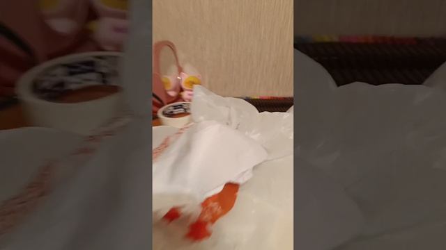 о том: как зделать из маски кошки в маску волка. ✨краткое объяснение ✨