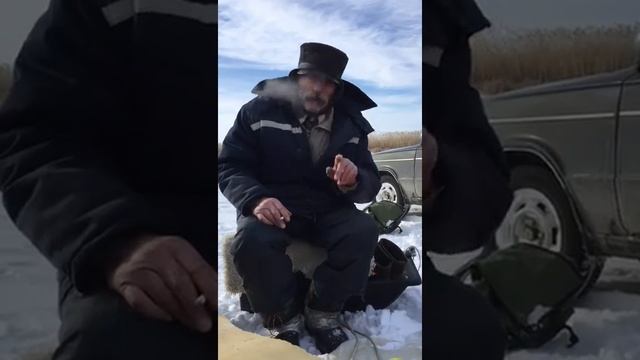 ДЕД РАССКАЗЫВАЕТ АНЕКДОТ смотреть онлайн