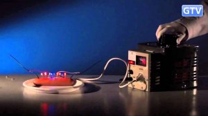 СВЕТОДИОДНАЯ СОСИСКА И 220 ВОЛЬТ - опыты с электричеством