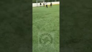 ?? В Москве мигранты выгнали местных ребят с детской футбольной площадки. 
Правда ненадолго - реб