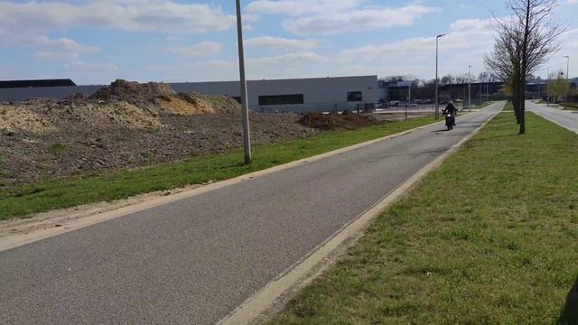 Husqvarna vitpilen 701 with leovince LV10 sound смотреть онлайн