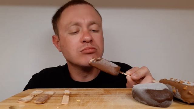 МУКБАНГ. ОБЖОР ЛЕДНИКОВОГО ПЕРИОДА. 6 МОРОЖЕНОК СЪЕМ????