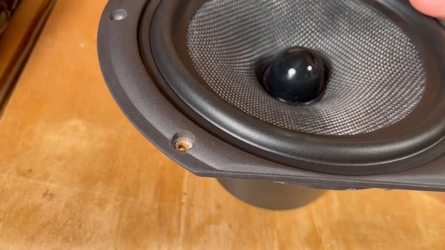 In Audio Wharfedale - Немного про динамики из углеволокна и кевлара
