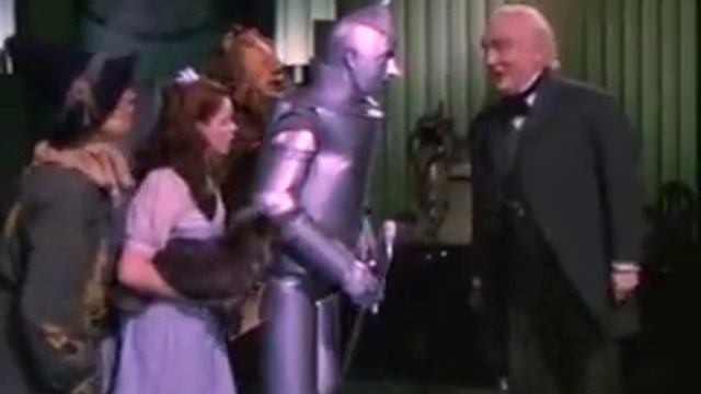 Wizard of Oz смотреть онлайн