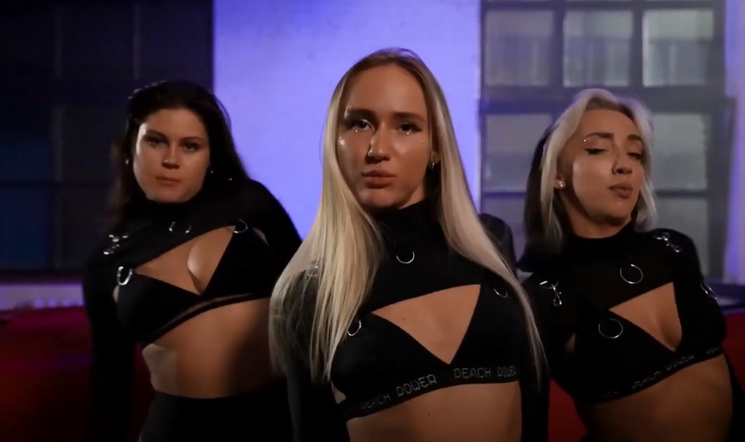 Julius Novoxrona - Kayzon X смотреть онлайн