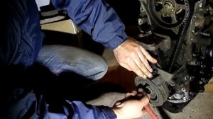 44 Снятие шкива коленвала двигателя Джили МК копия двгателя TOYOT A4 FE