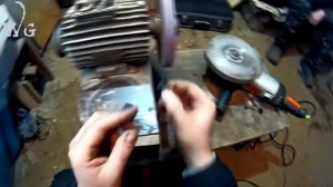 Если рассыпались заглушки на щетки болгарки (чиним болгарку)