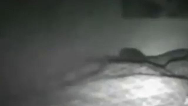 После этого женщина не могла спать в своей кровати. смотреть онлайн