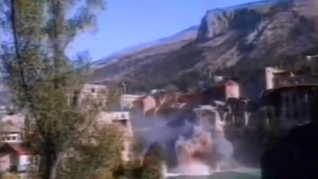 Mostar bridge falls down смотреть онлайн