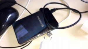 Если подключить флешку и другие устройства на зарядку