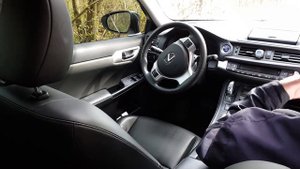 lexus ct200h 1.8 гибрид