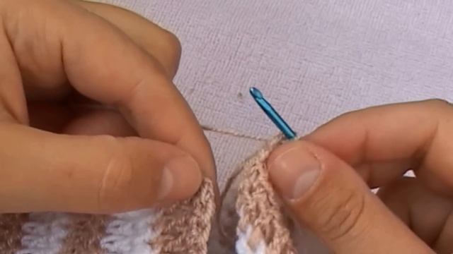 осенний жакет крючком, на девочку 4 -  5 лет