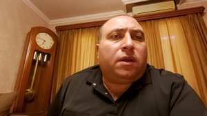 Почему из выхлопной трубы автомобиля идет белый дым?