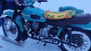 Зимний запуск. Мотоцикл Урал с двигателем Lifan