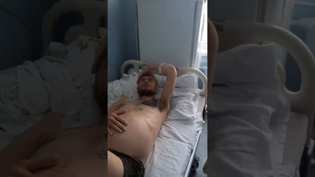 Ростовский госпиталь выкидывает за свои ворота раненых ребят! смотреть онлайн