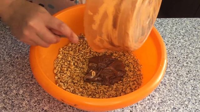 Скульптурная сьедобная масса для лепки фигурок./Edible sculptural mass for figurines sculpting.