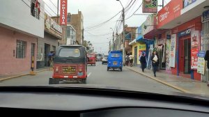 Как выглядит перуанская  провинция. Небольшой город San Vicente de Cañete . Вид из окна машины