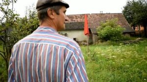 ВИТЯ О ЖИЗНИ  В КАРПАТАХ ???ЛЕПИМ ВАРЕНИКИ С ЧЕРНИКОЙ