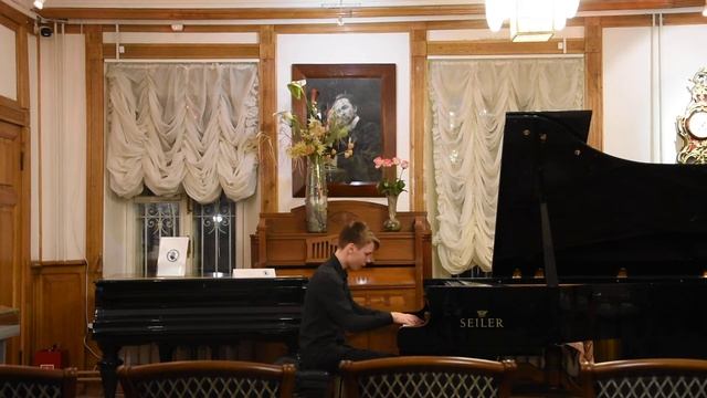 А. Скрябин, Этюд N12, op. 8 смотреть онлайн