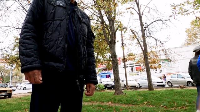 Как живут бомжи в России?