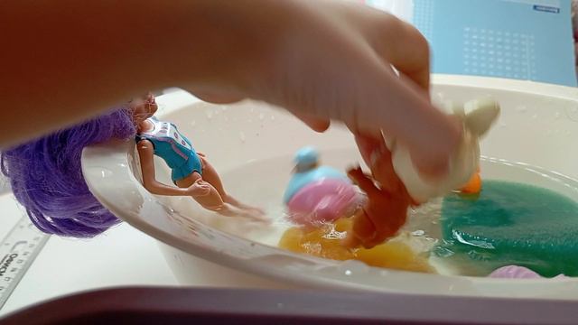 куклы лол в бассейне🫠лол и энчантимолс🩷🩷🩷