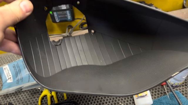 Переделка фар Hyundai Solaris - упала маска с линзы. Как снять фары без фишек?... До/после смотреть онлайн