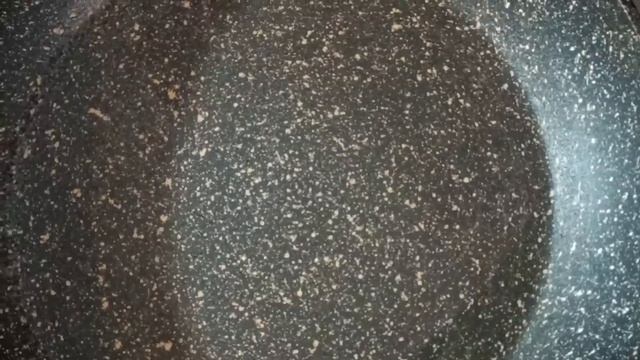 The recipe is more than 100 years old, my grandmother taught me! I put the dough in butter. смотреть онлайн