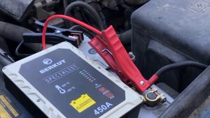 Заводим Hummer H2 конденсаторным пусковым устройством Беркут