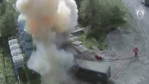 Пострадавший на Ковдорском ГОКе электромонтажник работал без спецодежды
