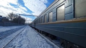 Электровоз ЧС4-041 с пассажирским поездом