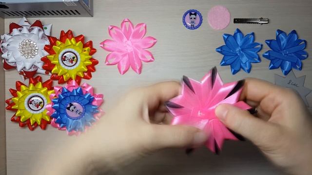 МК Заколки Звездочки из лент по моим шаблонам. DIY украшение на заколку с ЛОЛ и МИННИ. Канзаши. смотреть онлайн