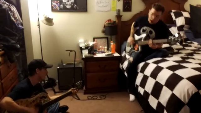 Linoleum Cover - These Two Guys смотреть онлайн