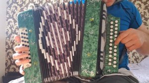 Разбор на гармони "ковыляй потихонечку" (вступление)