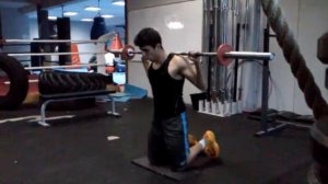 Прыжки с колен