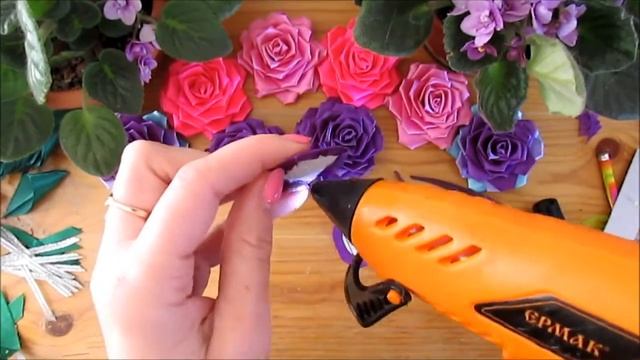 Как закрепить цветок на заколке.Заколка канзаши для волос. смотреть онлайн