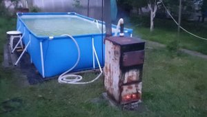 Простейший подогрев бассейна с помощью печки с теплообменником.