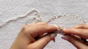 Шапка пышной резинкой, круговое вязание