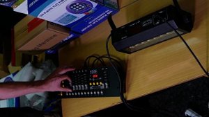 большой стробоскоп для дискотек DZYGA DMX led strob 200 w